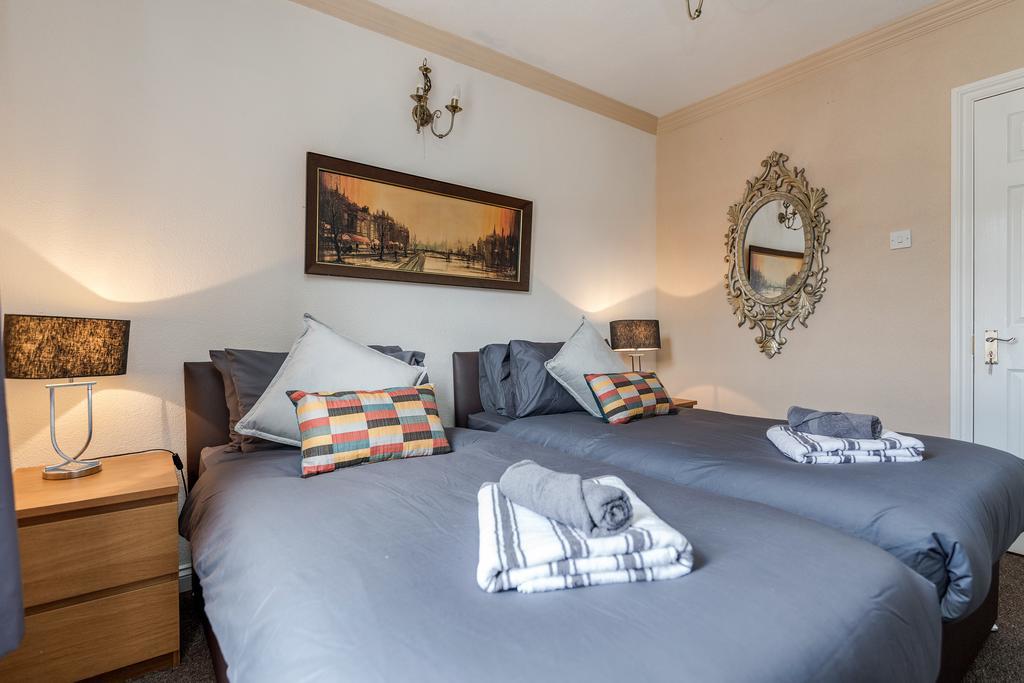Watford General Suites Екстериор снимка
