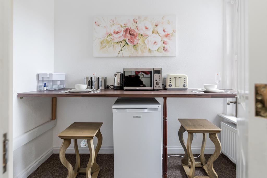 Watford General Suites Екстериор снимка
