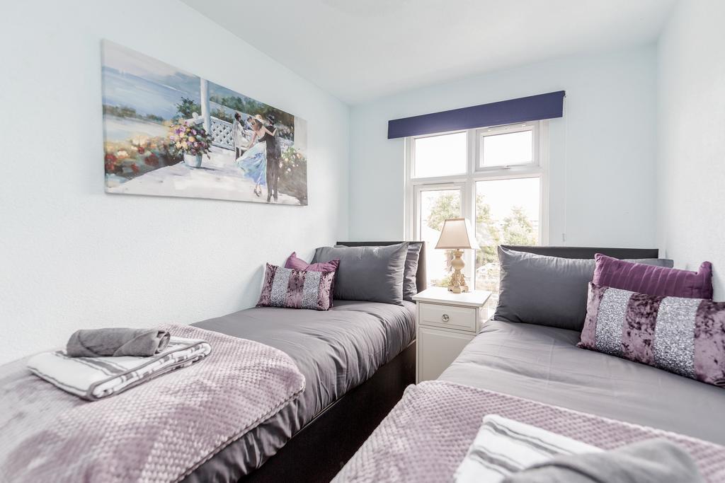 Watford General Suites Екстериор снимка
