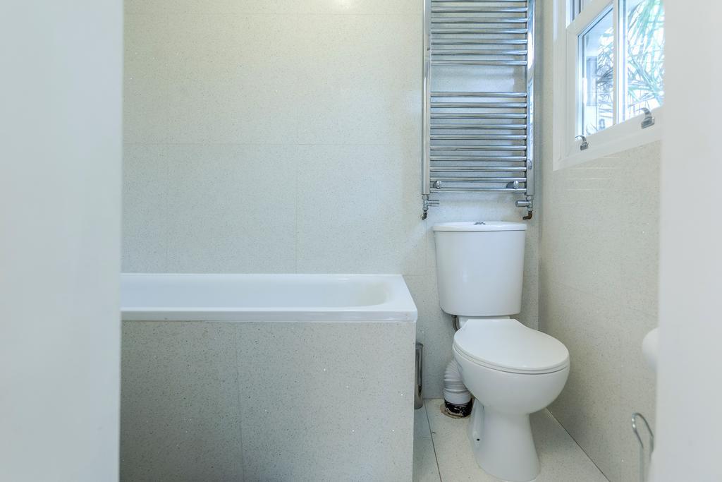 Watford General Suites Екстериор снимка