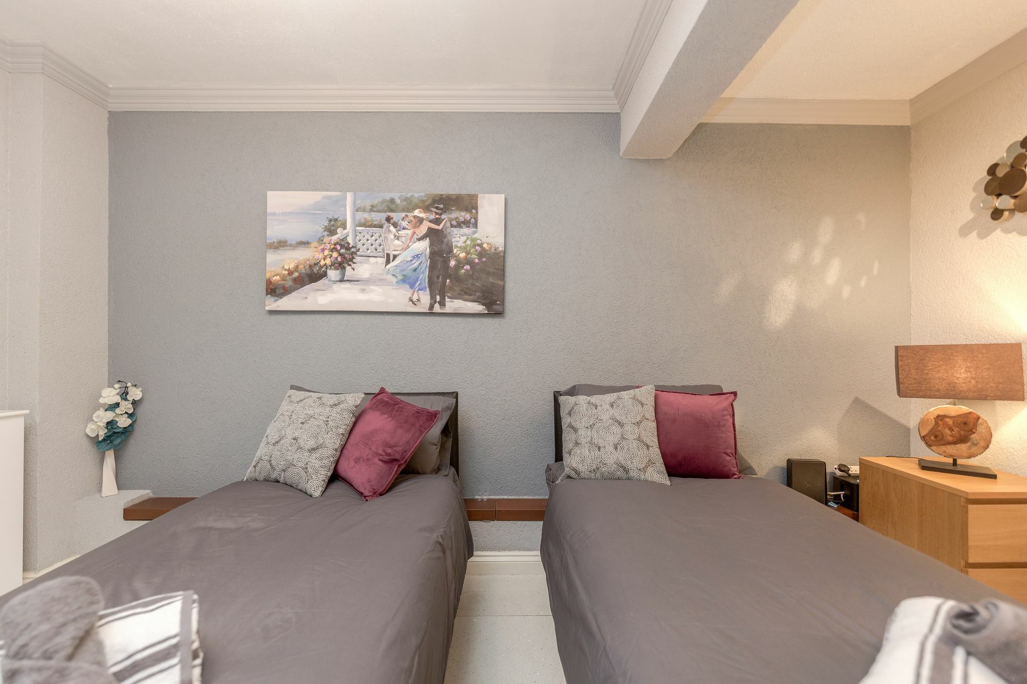Watford General Suites Екстериор снимка